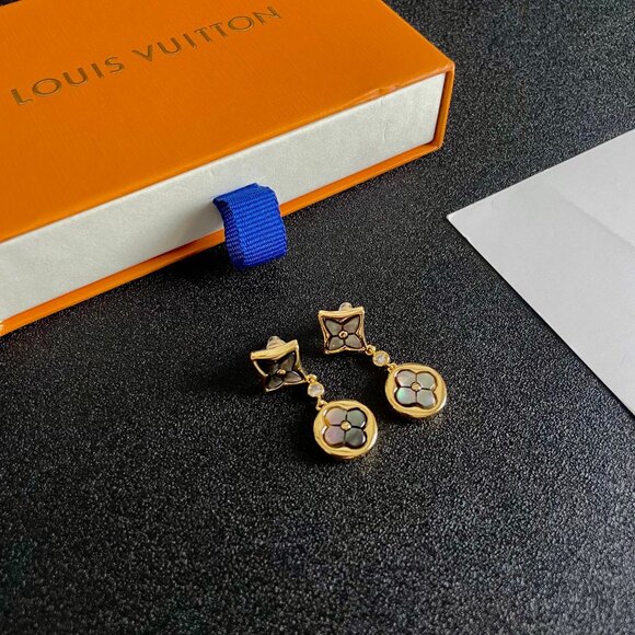 Louis Vuitton earrings - Picture 5 of 5